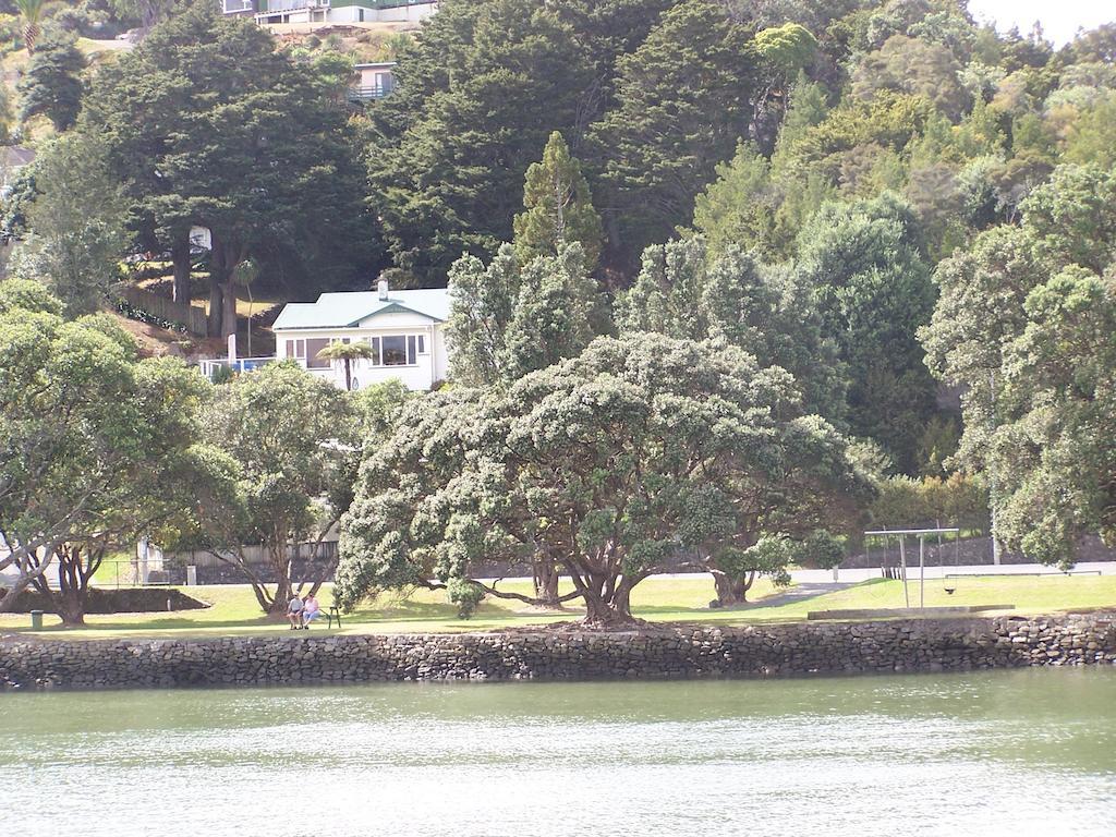 Kauri Nest Bed & Breakfast วานกาไร ภายนอก รูปภาพ