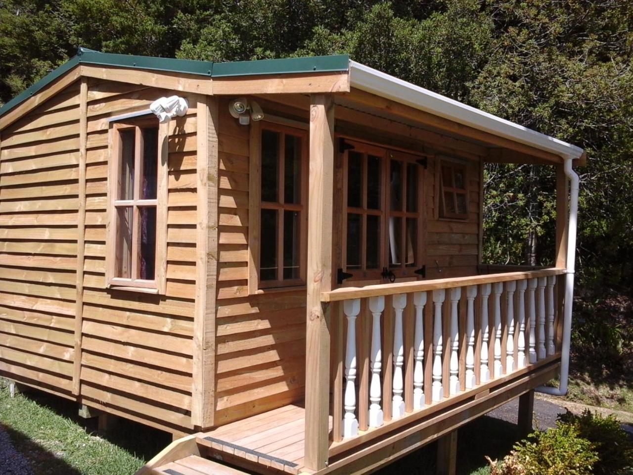 Kauri Nest Bed & Breakfast วานกาไร ภายนอก รูปภาพ