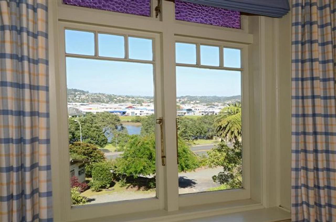 Kauri Nest Bed & Breakfast วานกาไร ภายนอก รูปภาพ